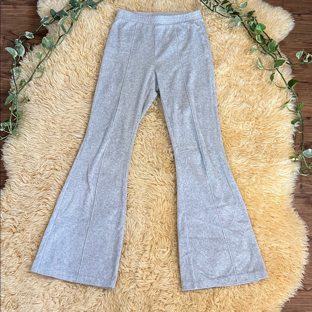 Aerie Groove-On Rib Velour Flare Pant- Heather Gray- Long Inseam